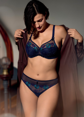 Clea  lingerie
